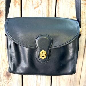 Coach Vintage Black Leather Shoulder Bag